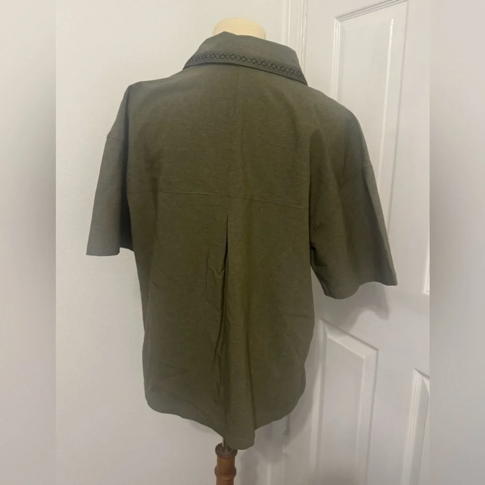 Nike Naomi Osaka Oversized Short-Sleeve Top Olive Green Button Up Tennis Size XS